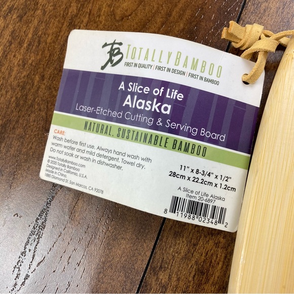 ALASKA TOTALLY BAMBOO Cutting Board A Slice Of Life Laser-Etched NEW - Picture 5 of 8